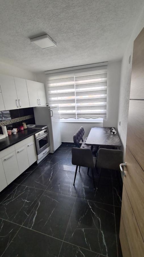 Galata Vip Apartment Novi Pazar Exterior foto